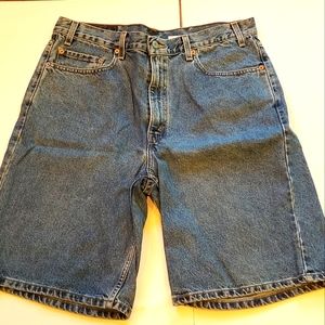 Levi's Men's 550 Relaxed Fit Medium Wash Denim Jean Shorts 36 Waist